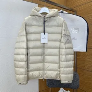 Designer Moncler Down Jacket White Nylon Fabric