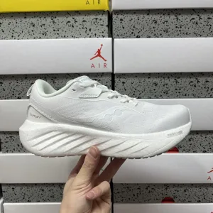 High Quality Luxury Saucony Ruler