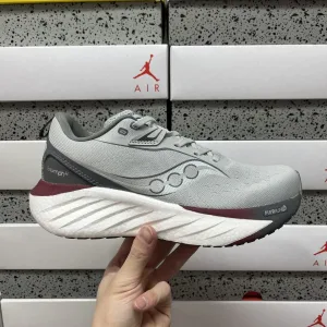 Designer Saucony Ruler