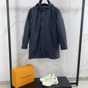 Luxury Reps Moncler Down Jacket Red Goose Duck Patch Zippered Pocket