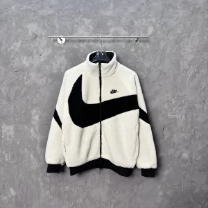 High Quality Luxury Nike Outerwear White Fleece Fabric