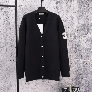 High Quality Luxury Chanel Sweater Black Winter