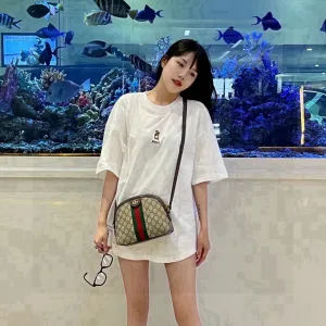 High Quality Reps Gucci Short-Sleeved Shirts Red Silk Summer Winter