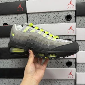 AAA Super Clone Nike Running Shoes