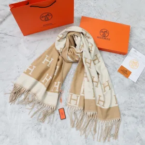 Reps Designer Hermes Overcoat Red Cashmere Down Jacquard Understated Luxury Autumn Winter And