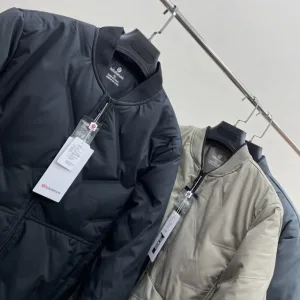 Reps Designer Lululemon Outerwear Red Feather Duck Down Simple And Versatile Suitable For All Body Types Autumn Winter