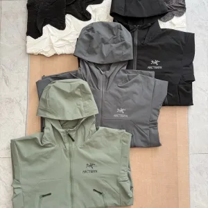 Designer Reps Archaeopteryx Outerwear Red Unrestricted Movement