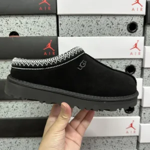 AAA Ugg Ruler Black