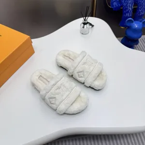 AAA Louis Vuitton Slippers Wool Autumn Winter