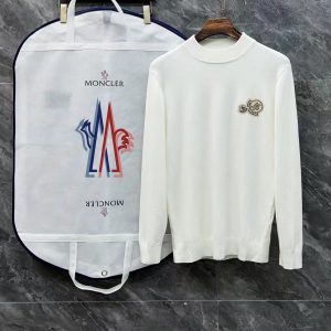 Designer Luxury Moncler Wool Outerwear For Winter