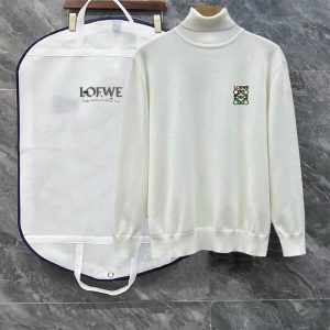 High Quality Loewe Wool Outerwear For Winter