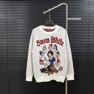 1:1 Supreme Wool Long-Sleeved Sweater